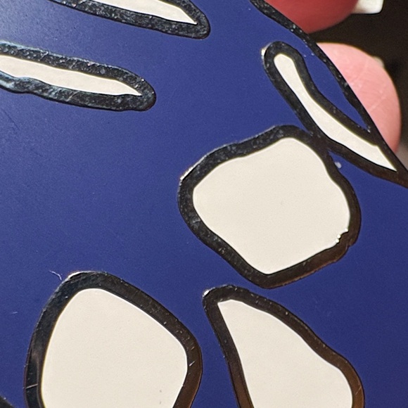 Alexander McQueen Periwinkle and White Skull Key Chain - Picture 5 of 5